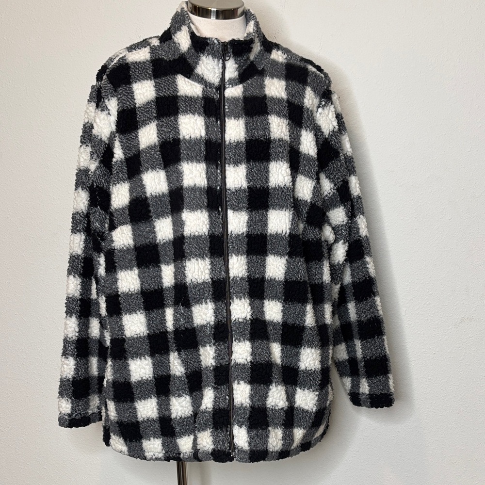 CJ Banks size 3X Black and White Checkered Teddy Jacket